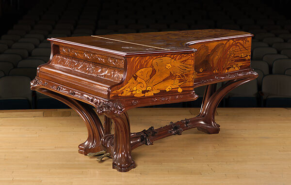 Art case piano